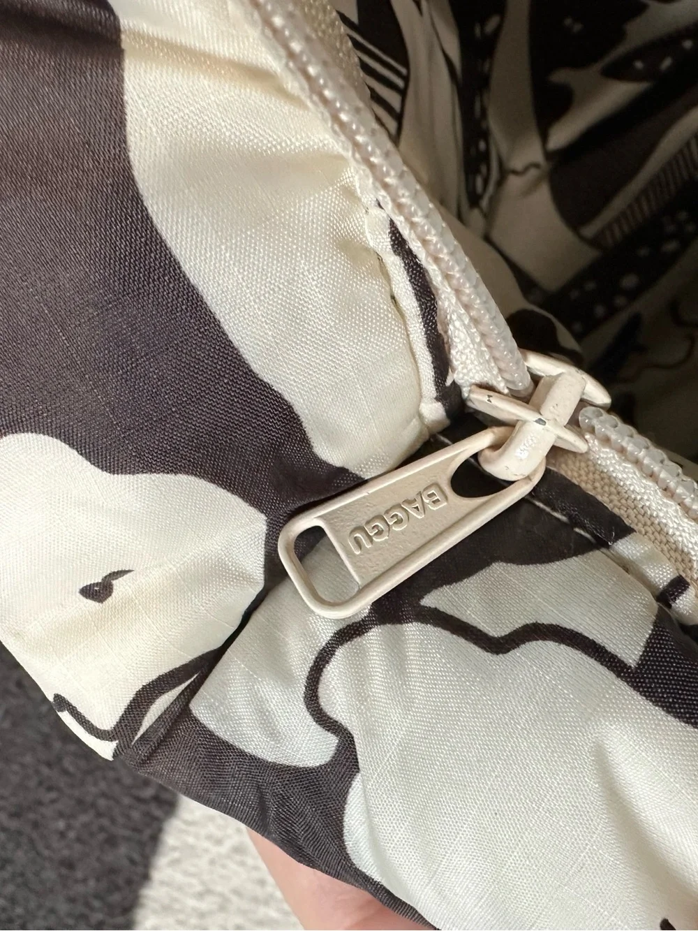 Baggu puffy mushroom tote